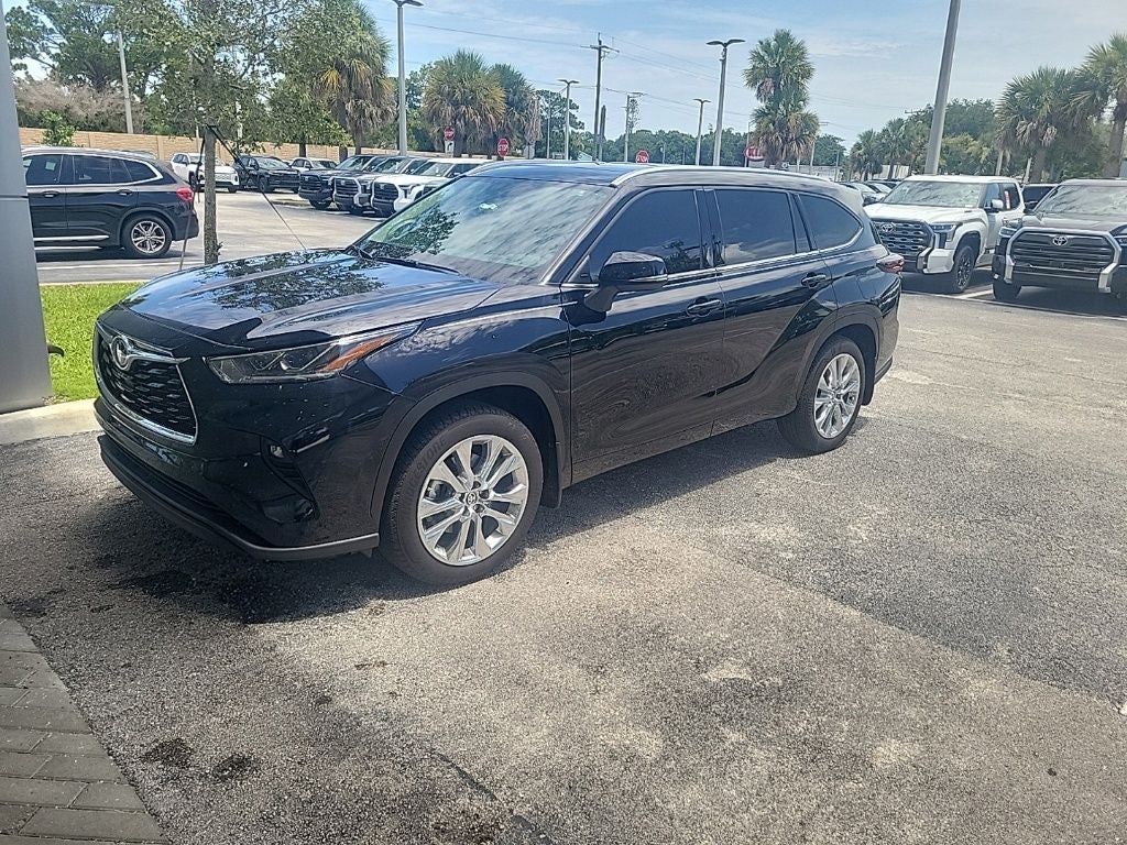 2026 Toyota Highlander Limited