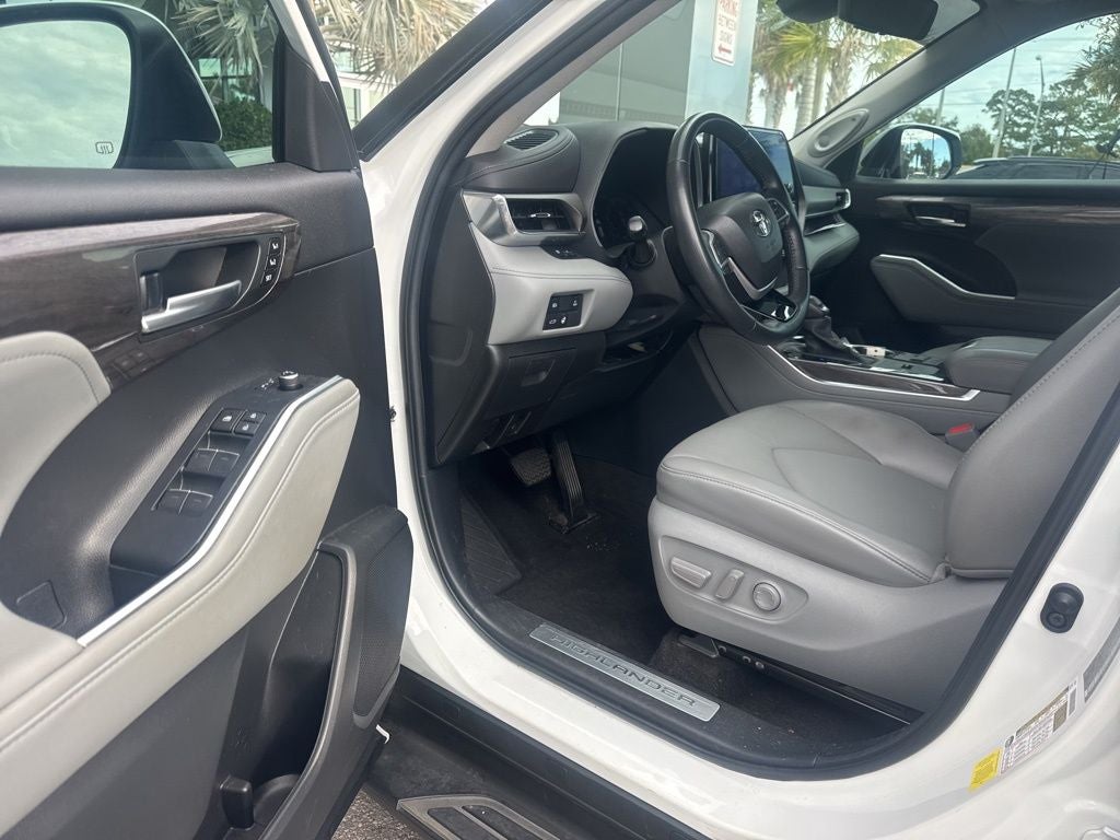 2023 Toyota Highlander Hybrid Limited