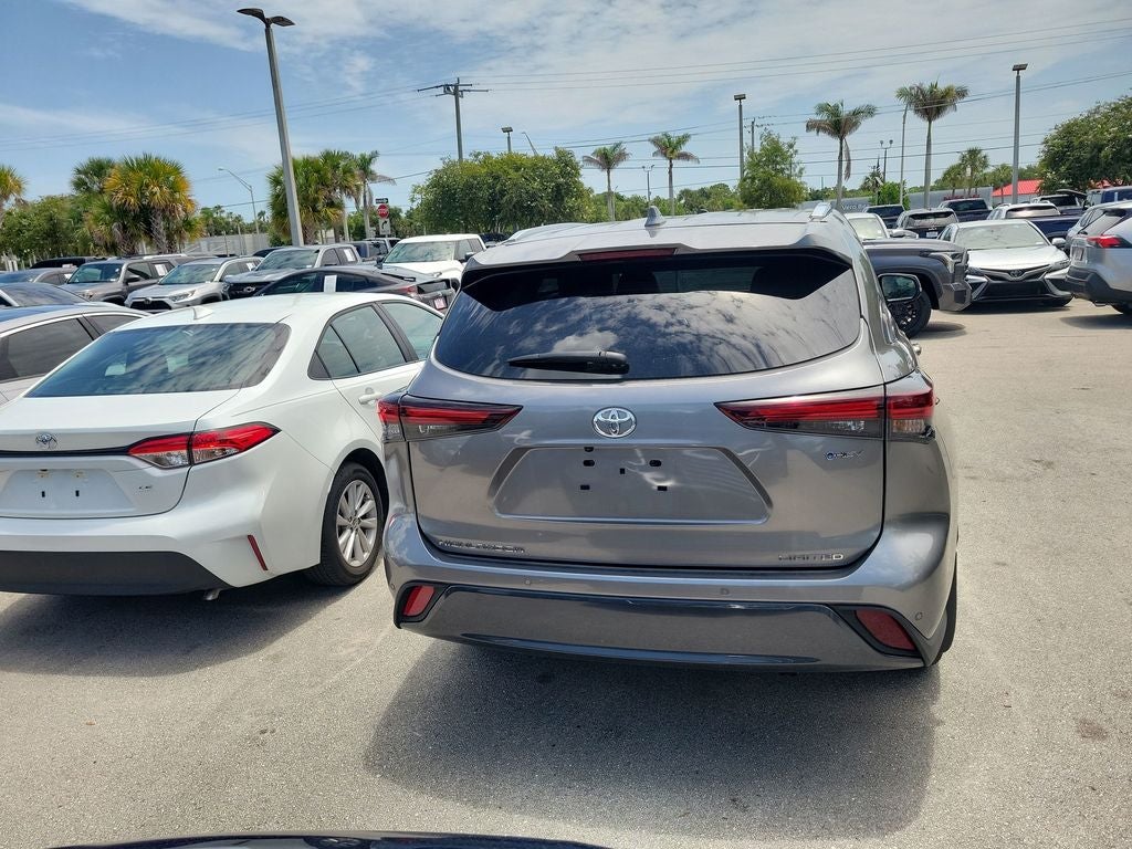2026 Toyota Highlander Hybrid Limited