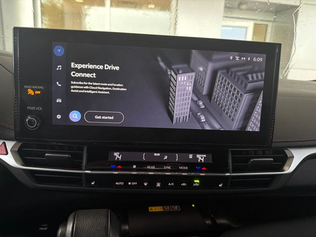 2025 Toyota Sienna XSE 7 Passenger