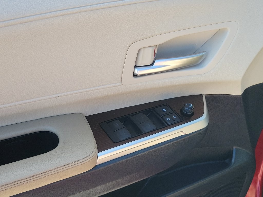 2021 Toyota Sienna XLE 8 Passenger
