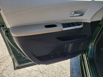 2023 Toyota Sienna XLE 8 Passenger