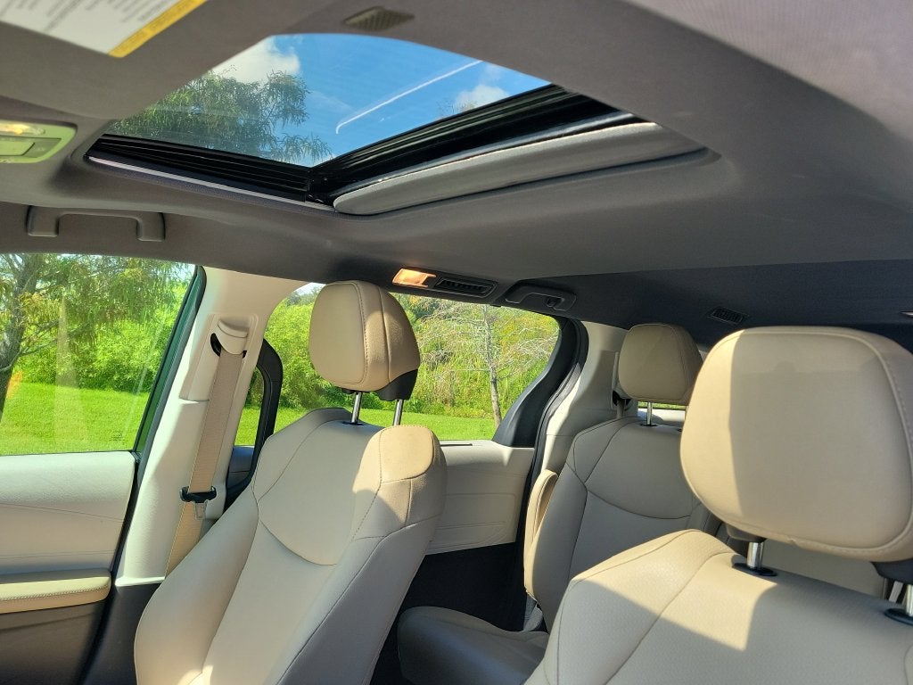 2023 Toyota Sienna XLE 8 Passenger