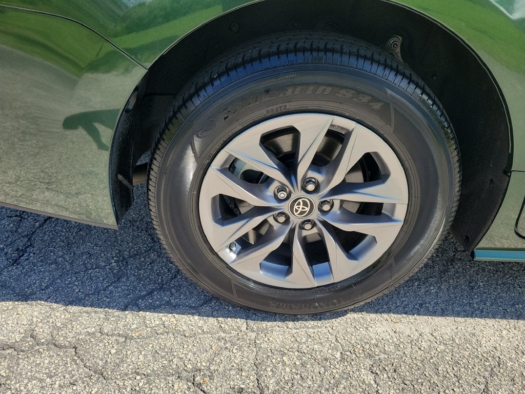 2023 Toyota Sienna XLE 8 Passenger