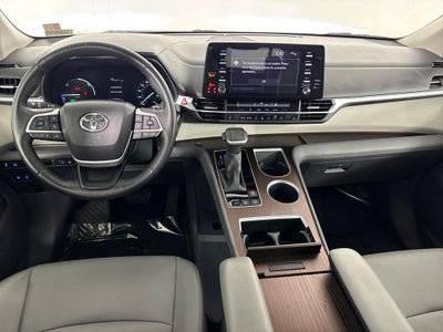 2024 Toyota Sienna XLE 7 Passenger