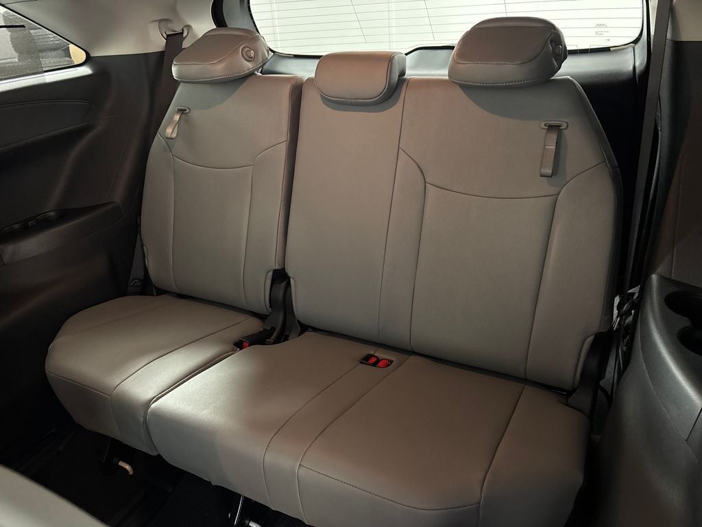 2026 Toyota Sienna XLE 7 Passenger