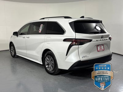 2026 Toyota Sienna XLE 7 Passenger