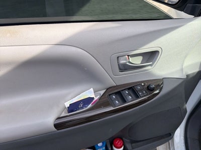 2019 Toyota Sienna XLE Premium 8 Passenger