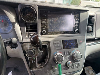 2019 Toyota Sienna XLE Premium 8 Passenger