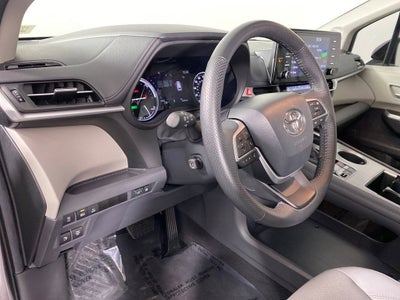 2024 Toyota Sienna Limited 7 Passenger