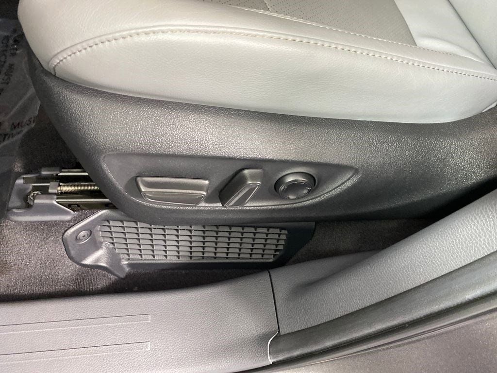 2024 Toyota Sienna Limited 7 Passenger