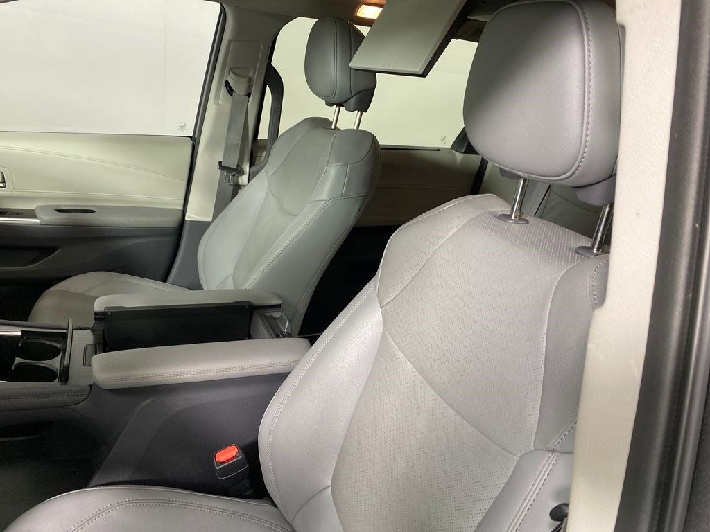 2024 Toyota Sienna Limited 7 Passenger