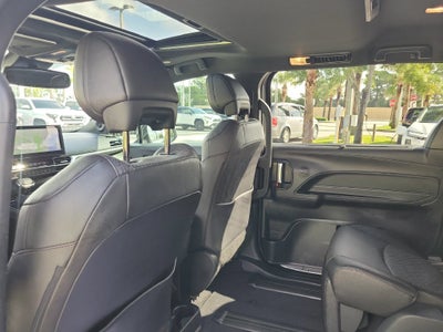 2025 Toyota Sienna Limited 7 Passenger