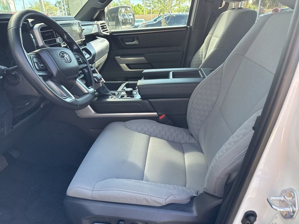 2025 Toyota Tundra SR5