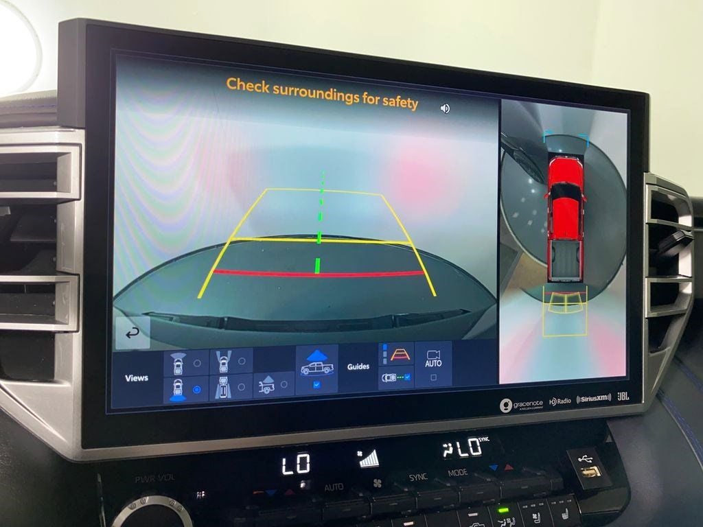 2022 Toyota Tundra Hybrid Platinum