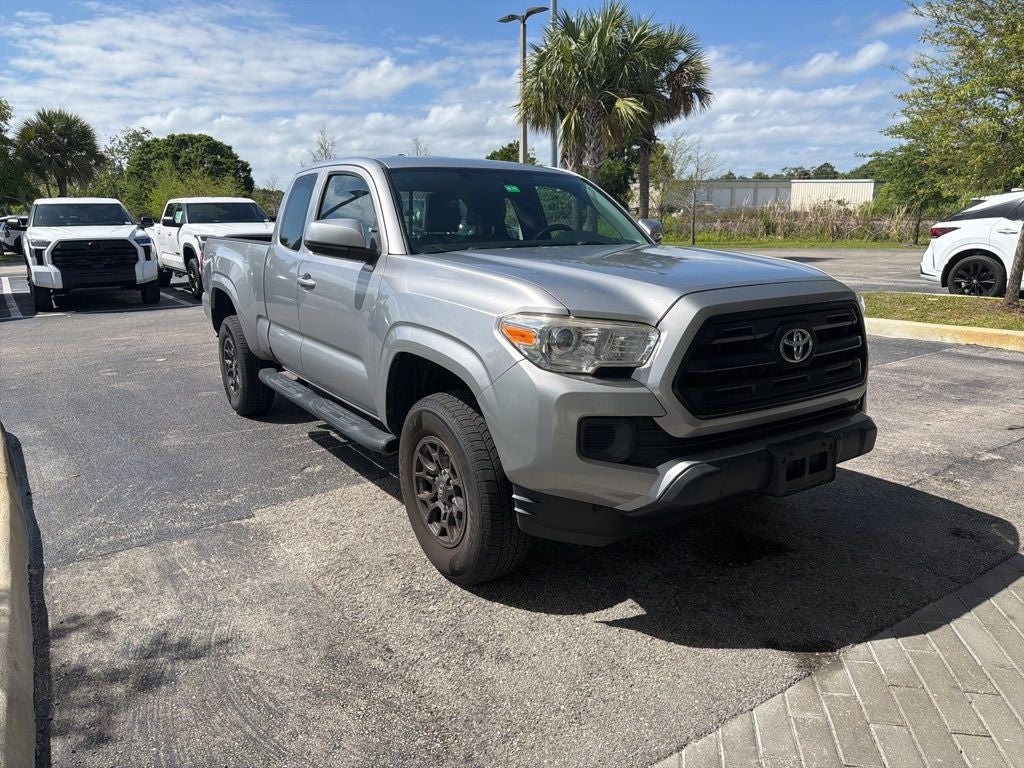 2016 Toyota Tacoma SR