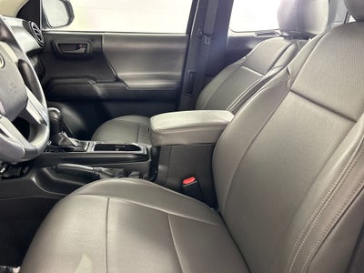 2016 Toyota Tacoma SR