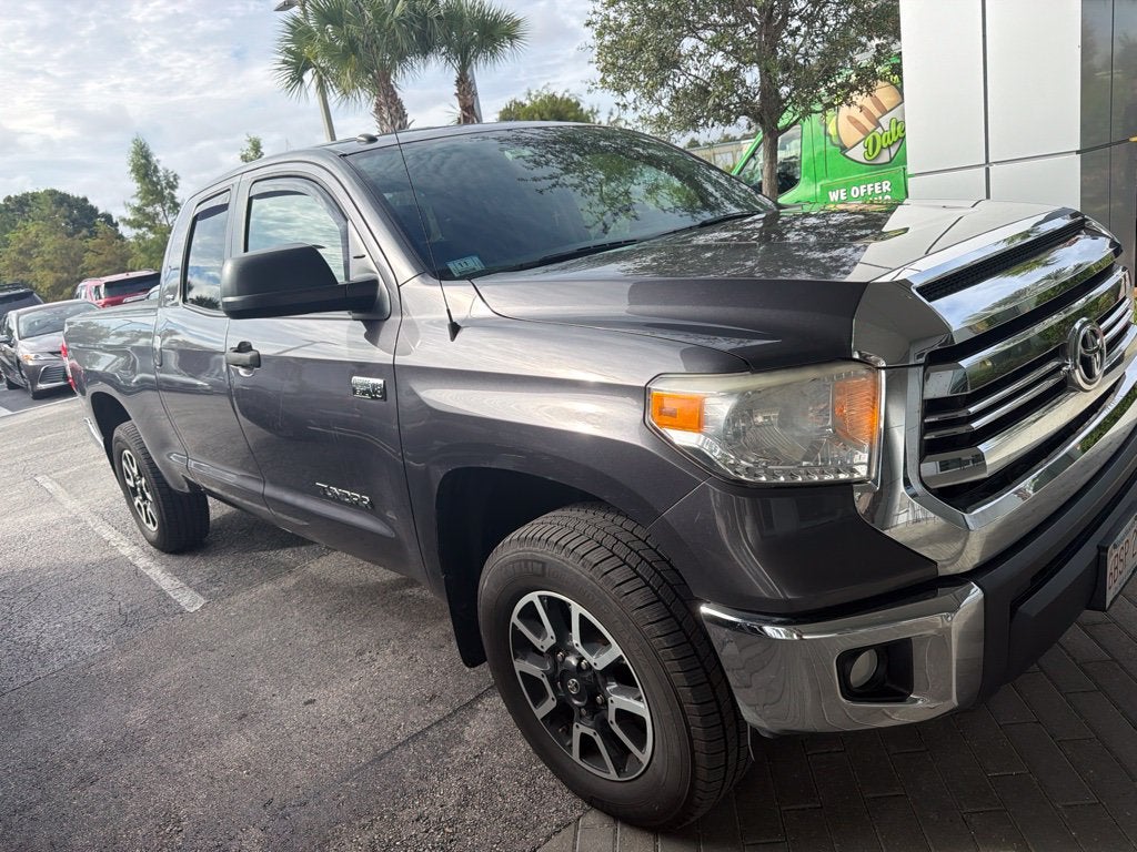 2017 Toyota Tundra SR5