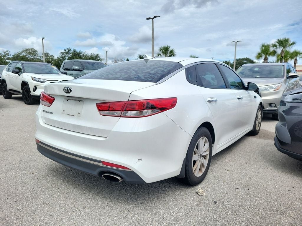 2017 Kia Optima LX