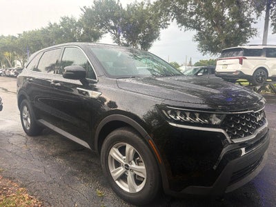 2023 Kia Sorento LX