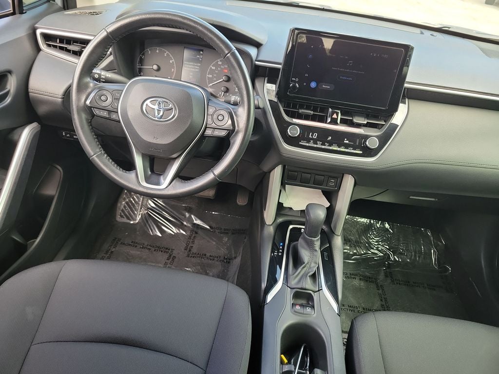 2024 Toyota Corolla Cross LE
