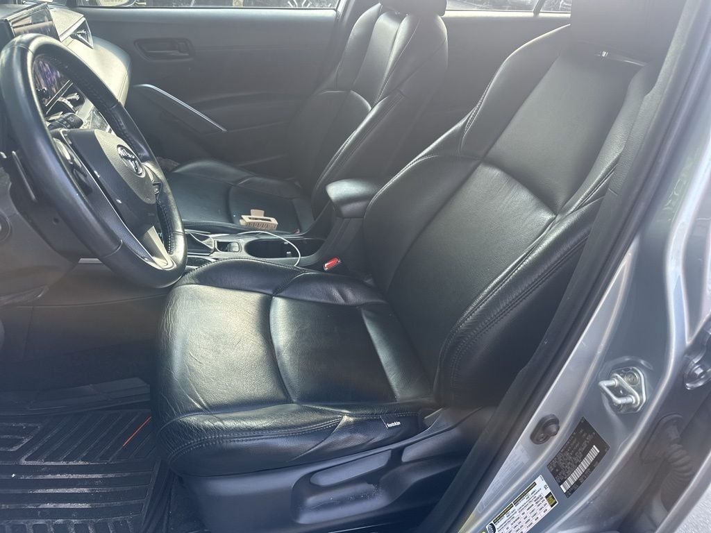 2023 Toyota Corolla Cross Hybrid SE