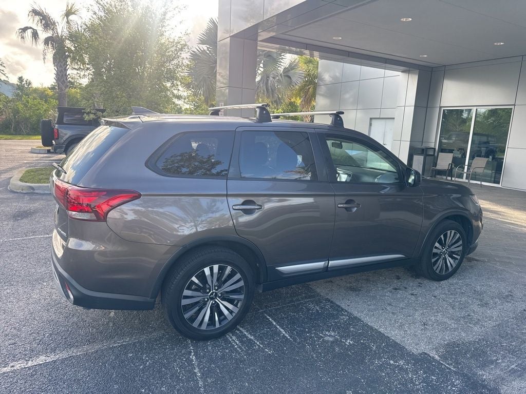 2019 Mitsubishi Outlander ES