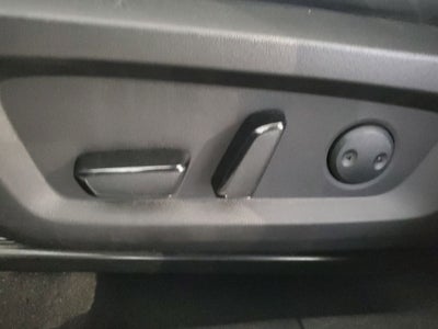 2023 Mitsubishi Outlander Base