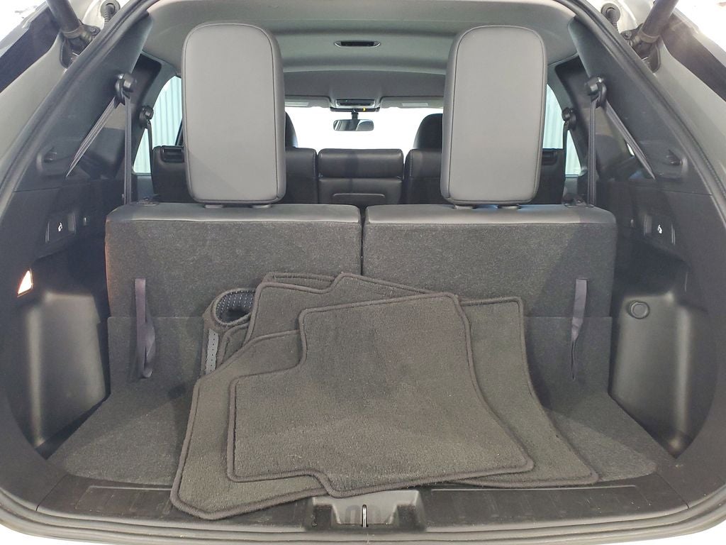 2023 Mitsubishi Outlander Base