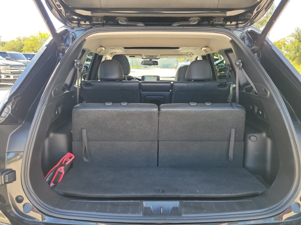 2024 Mitsubishi Outlander Base
