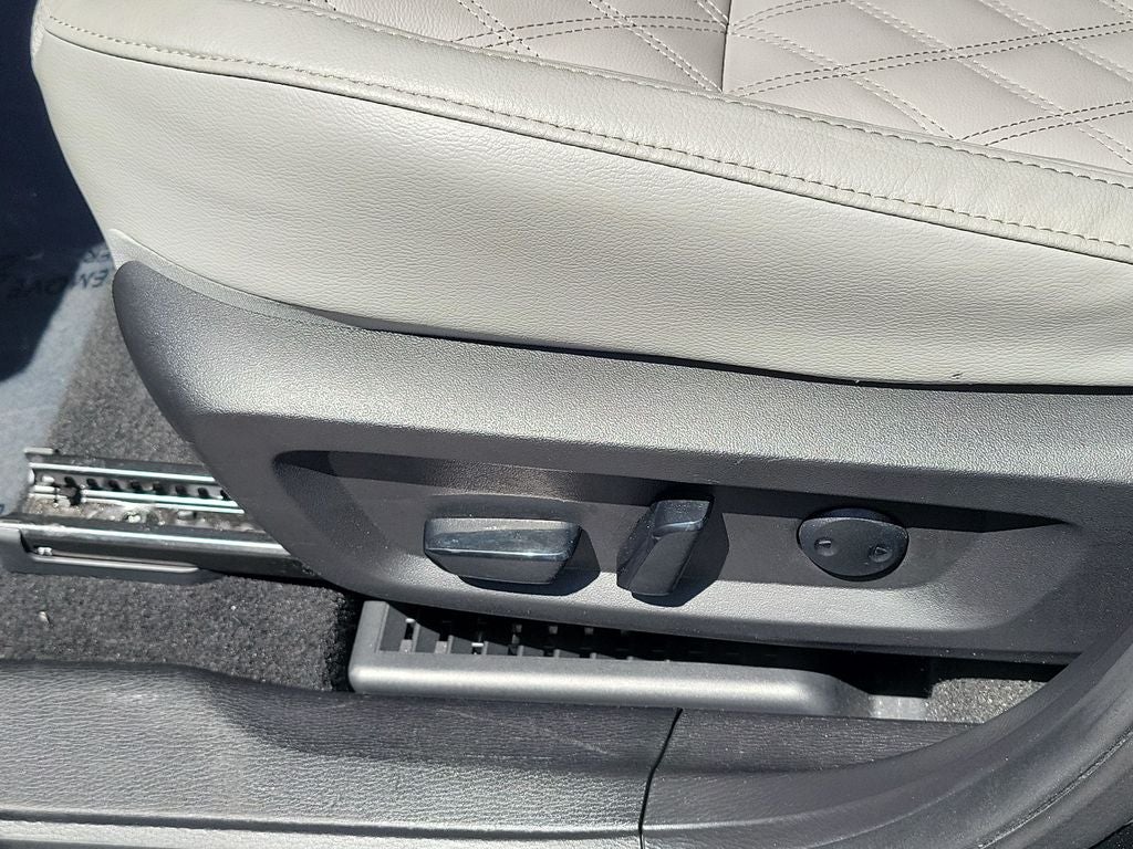 2024 Mitsubishi Outlander SEL