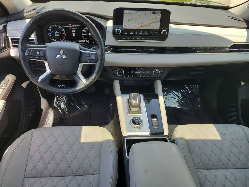 2024 Mitsubishi Outlander SEL