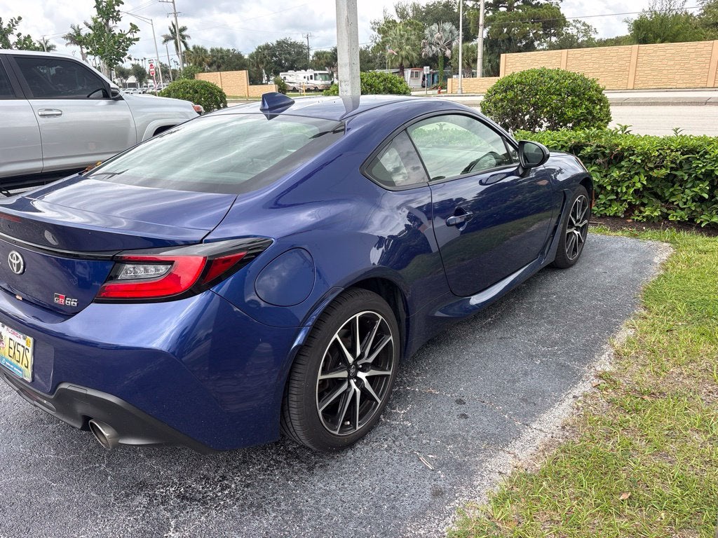 2023 Toyota GR86 Base