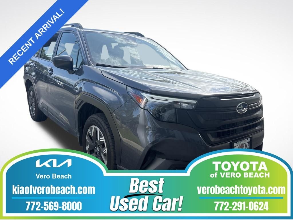 2025 Subaru Forester Base