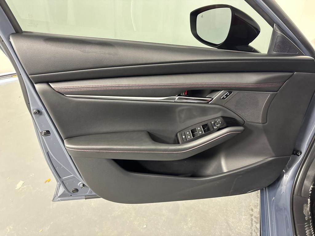 2025 Mazda Mazda3 2.5 S Carbon Edition