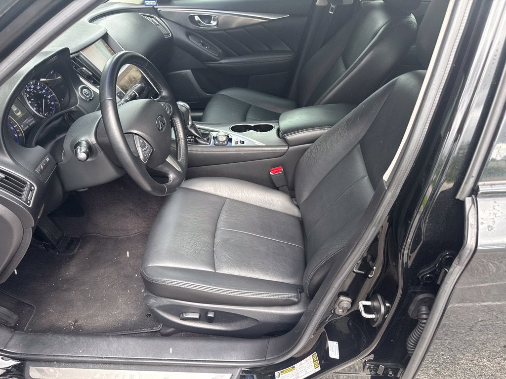 2017 INFINITI Q50 3.0t Signature Edition