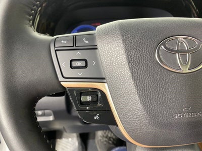 2025 Toyota Crown Signia Limited