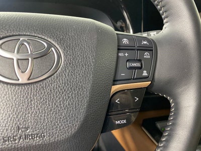 2025 Toyota Crown Signia Limited