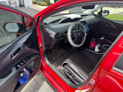 2021 Toyota Prius XLE