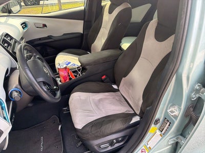 2019 Toyota Prius XLE