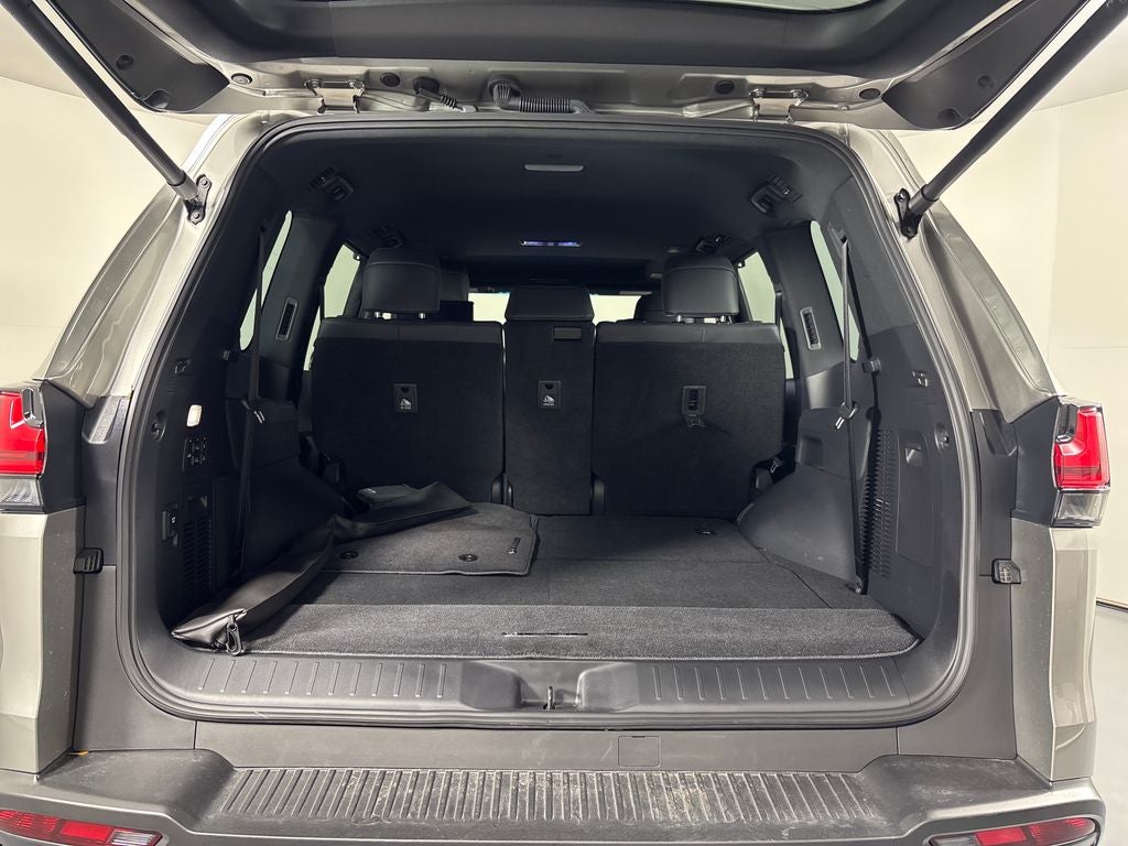 2024 Lexus LX 600 Luxury