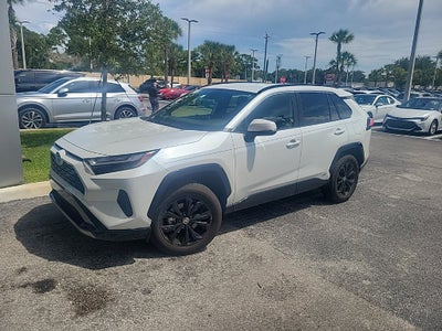 2023 Toyota RAV4 Hybrid SE