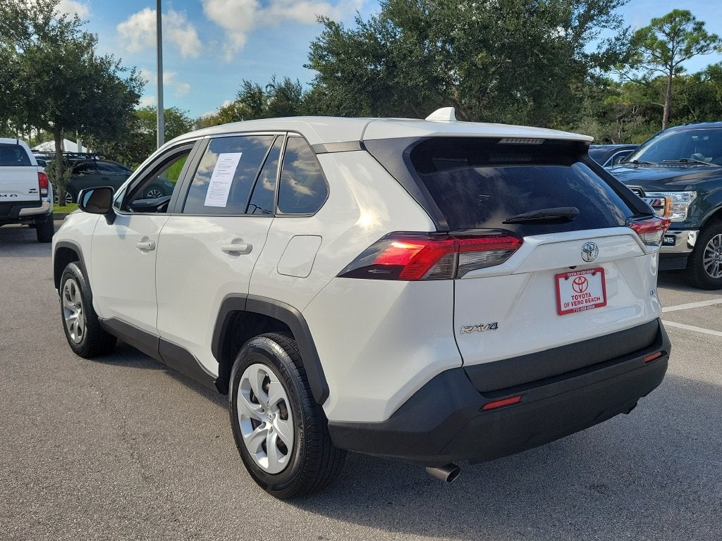 2023 Toyota RAV4 LE