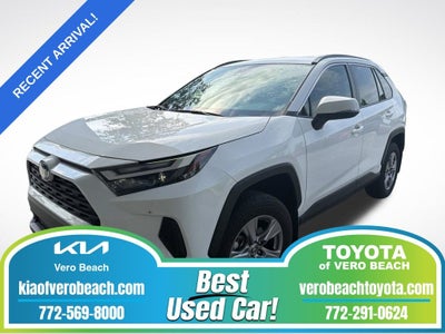 2022 Toyota RAV4 Hybrid XLE