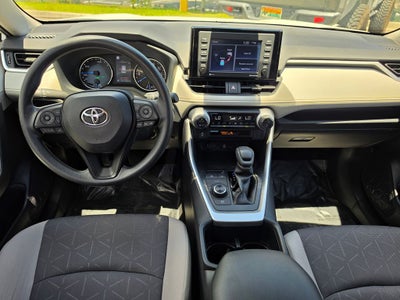 2022 Toyota RAV4 Hybrid XLE