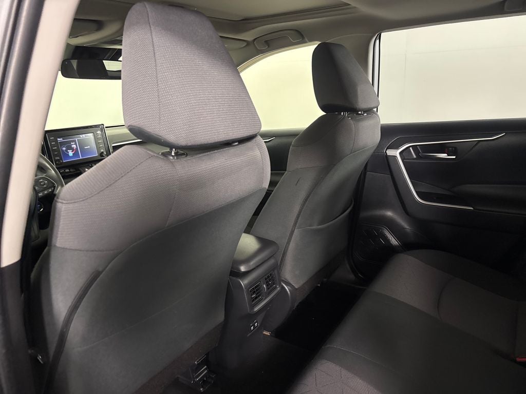 2019 Toyota RAV4 Hybrid XLE