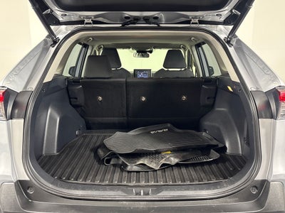 2019 Toyota RAV4 Hybrid XLE