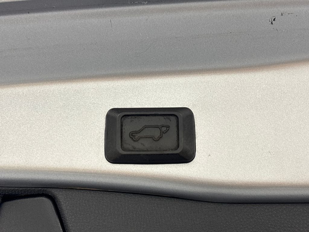 2019 Toyota RAV4 Hybrid XLE