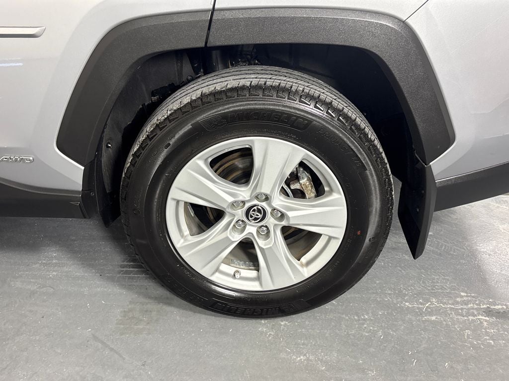 2019 Toyota RAV4 Hybrid XLE