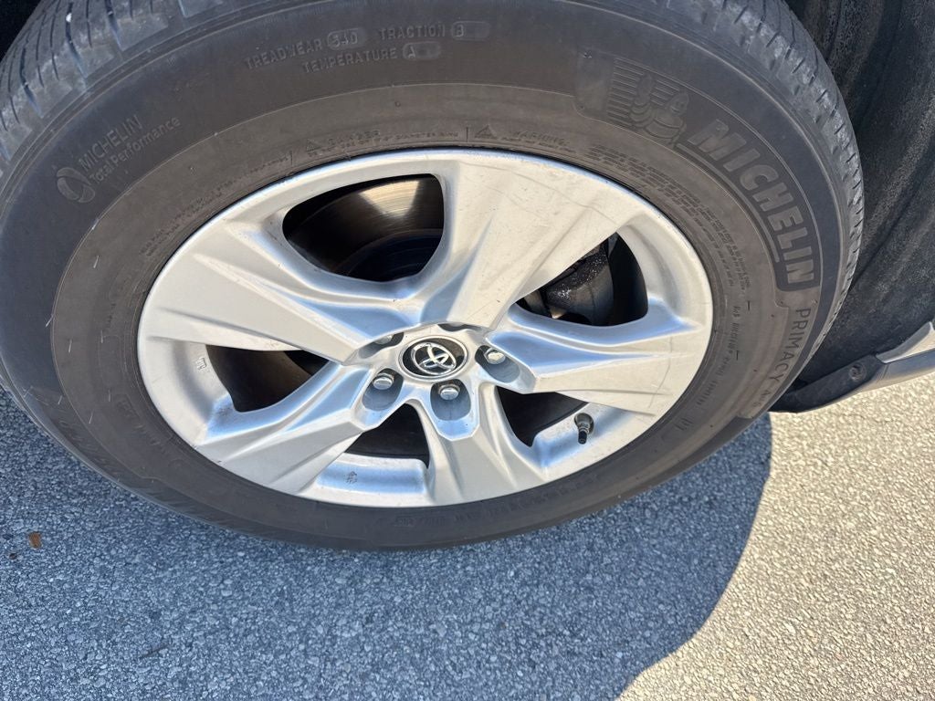 2019 Toyota RAV4 Hybrid XLE